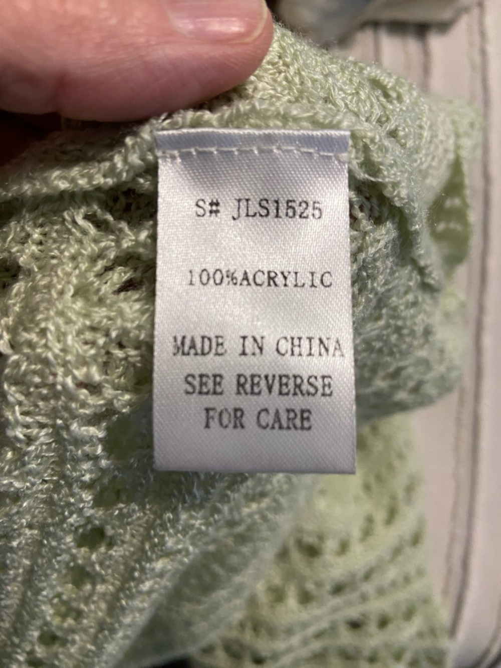 LA MIEL Light Green Open-Weave Crewneck Sweater - Picture 5 of 6